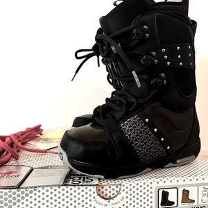 Burton - Snowboarding Boots